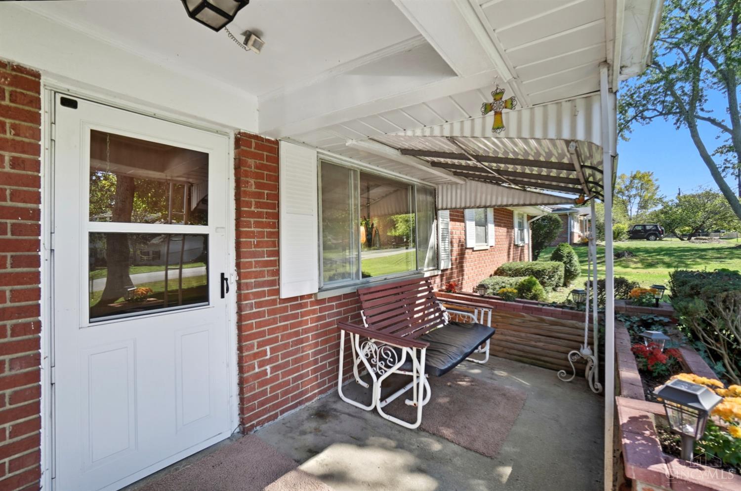 580 Lang Road