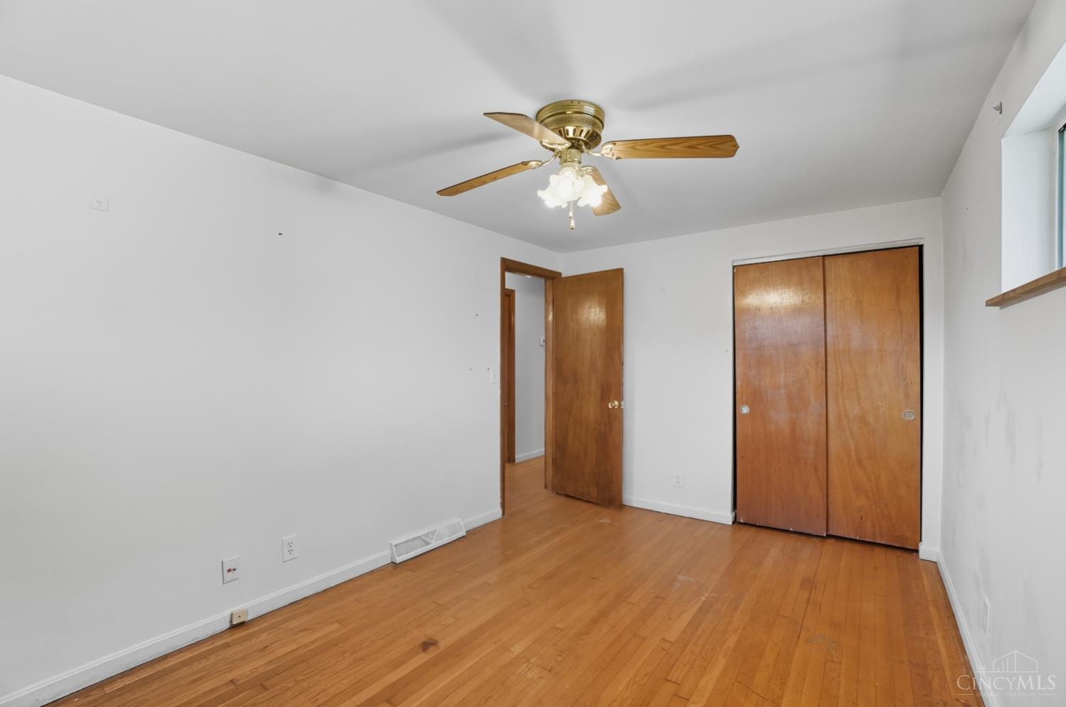 580 Lang Road