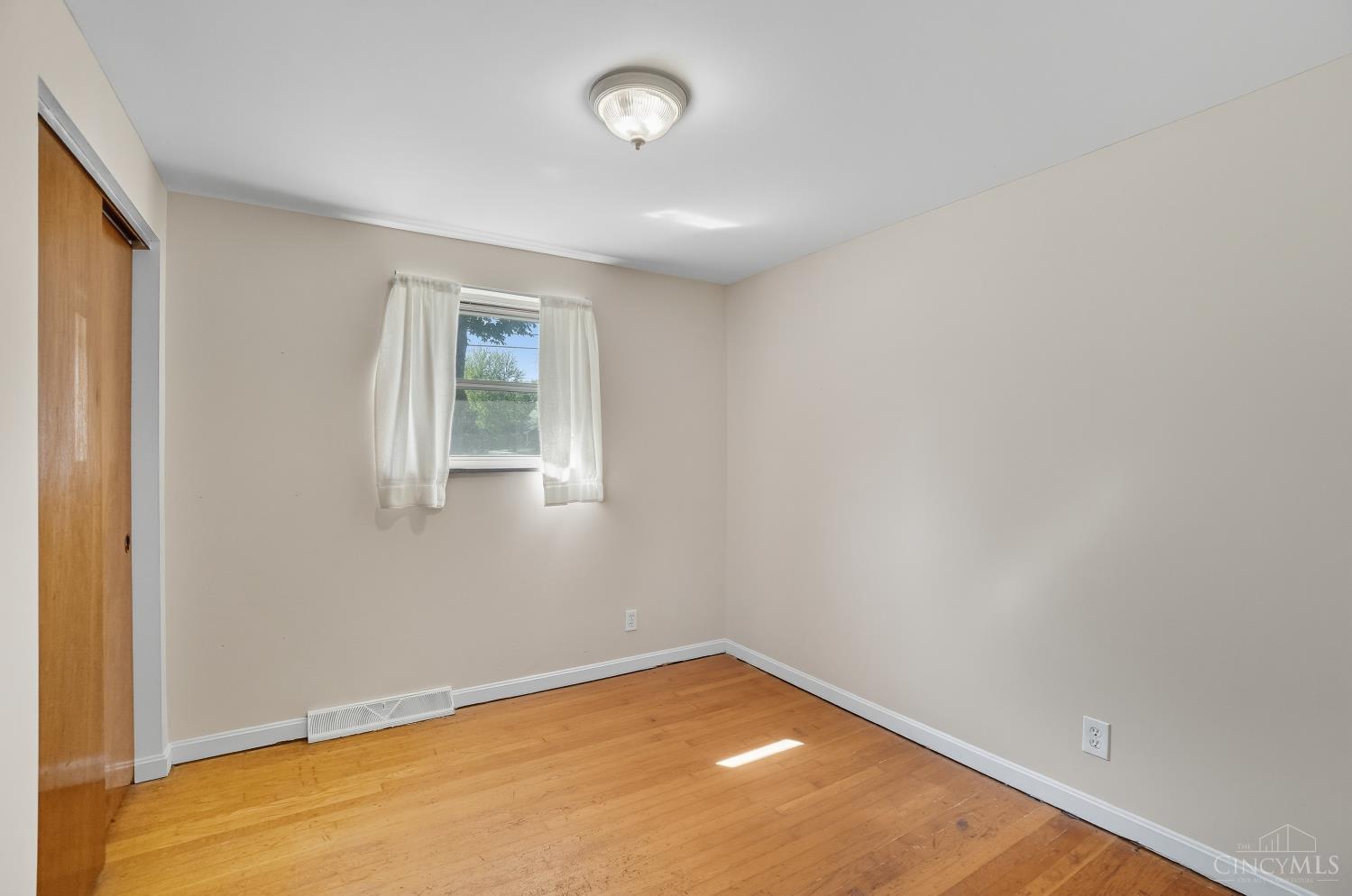 580 Lang Road