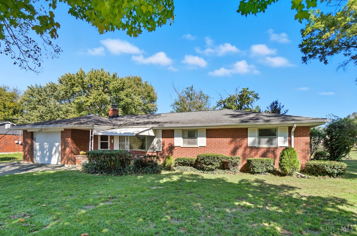 580 Lang Road