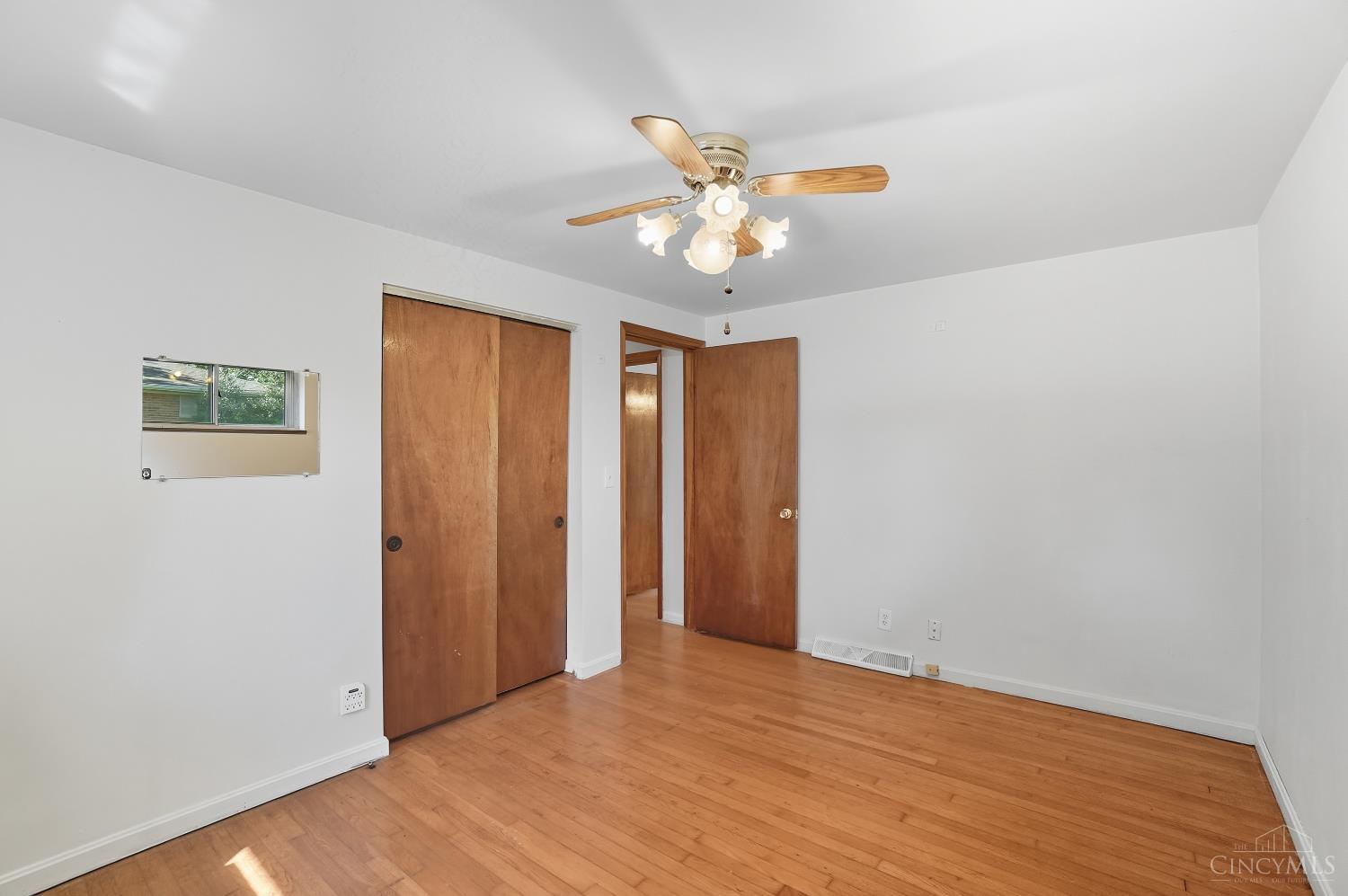 580 Lang Road