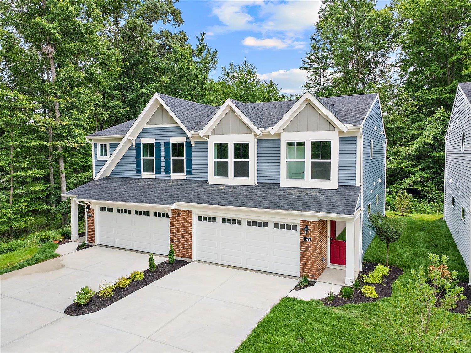 1595 Summerview Lane