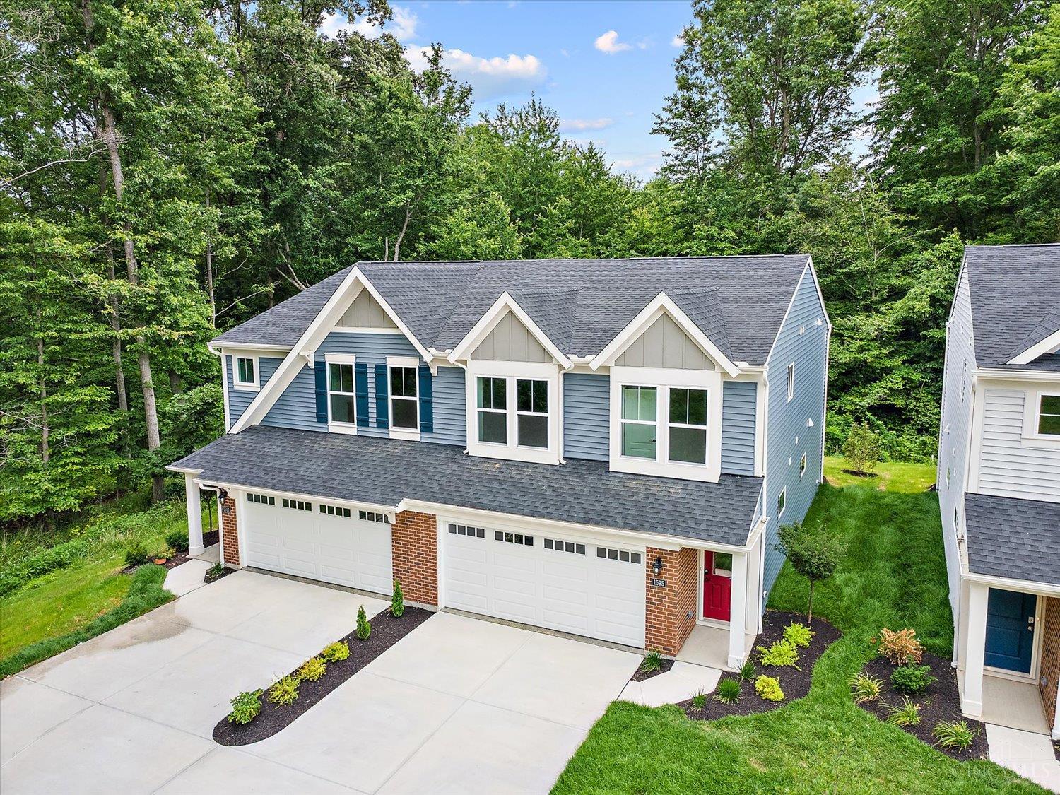 1595 Summerview Lane