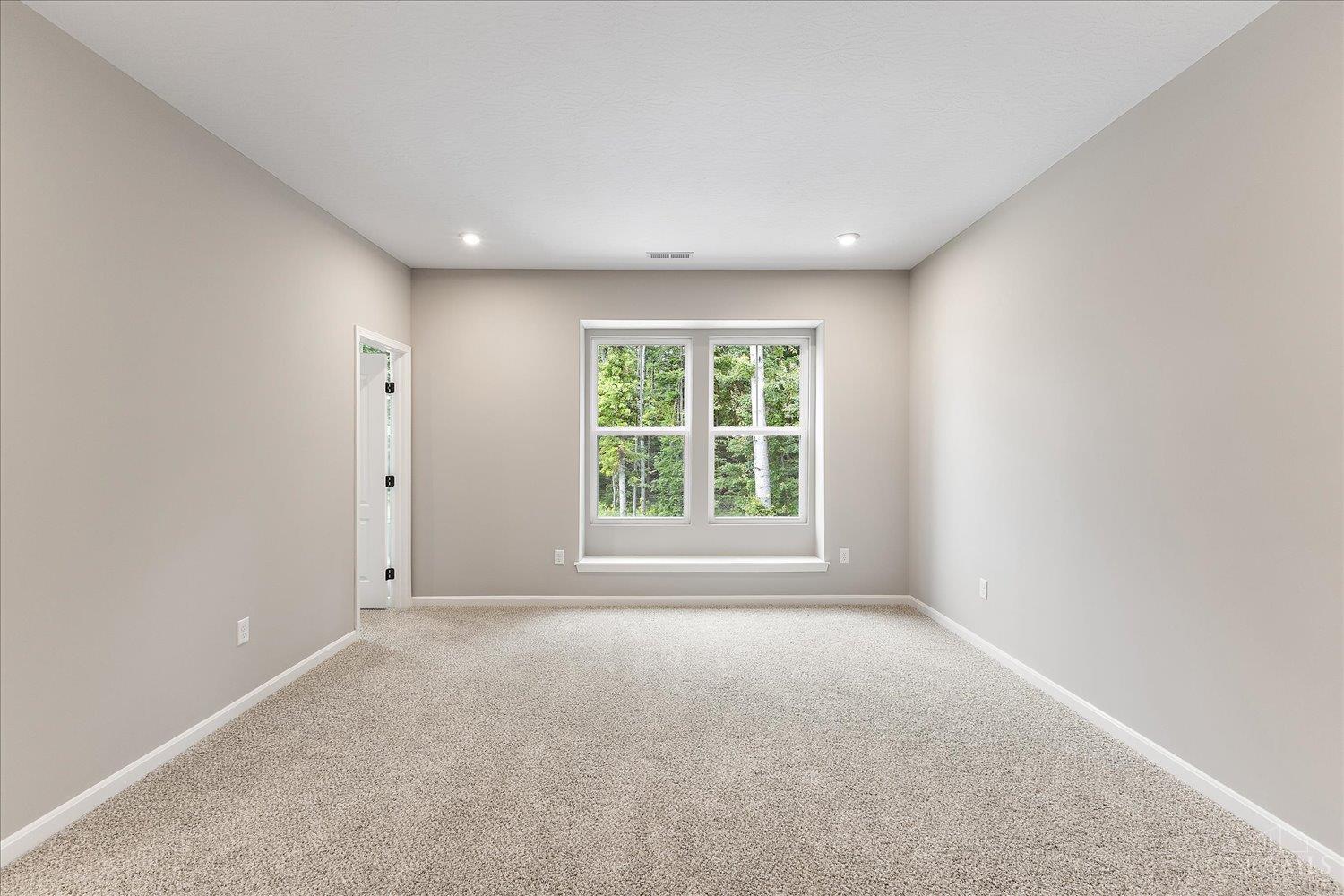 1595 Summerview Lane