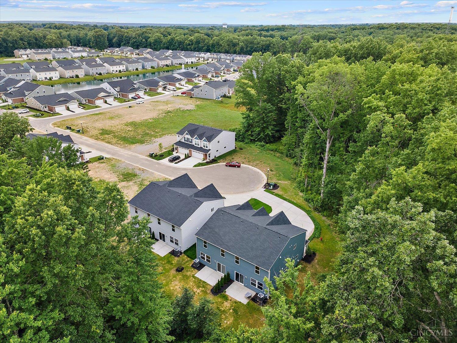 1595 Summerview Lane