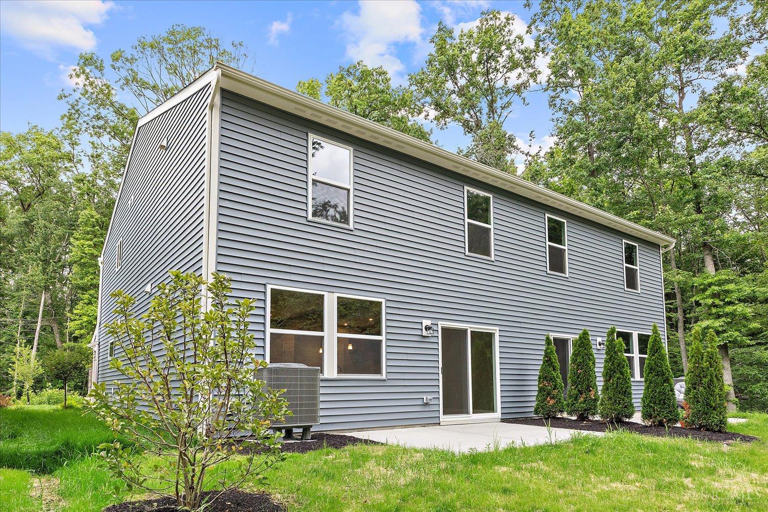 1595 Summerview Lane