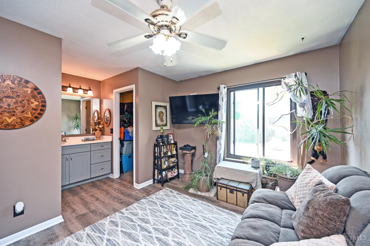 1056 Crisfield Drive