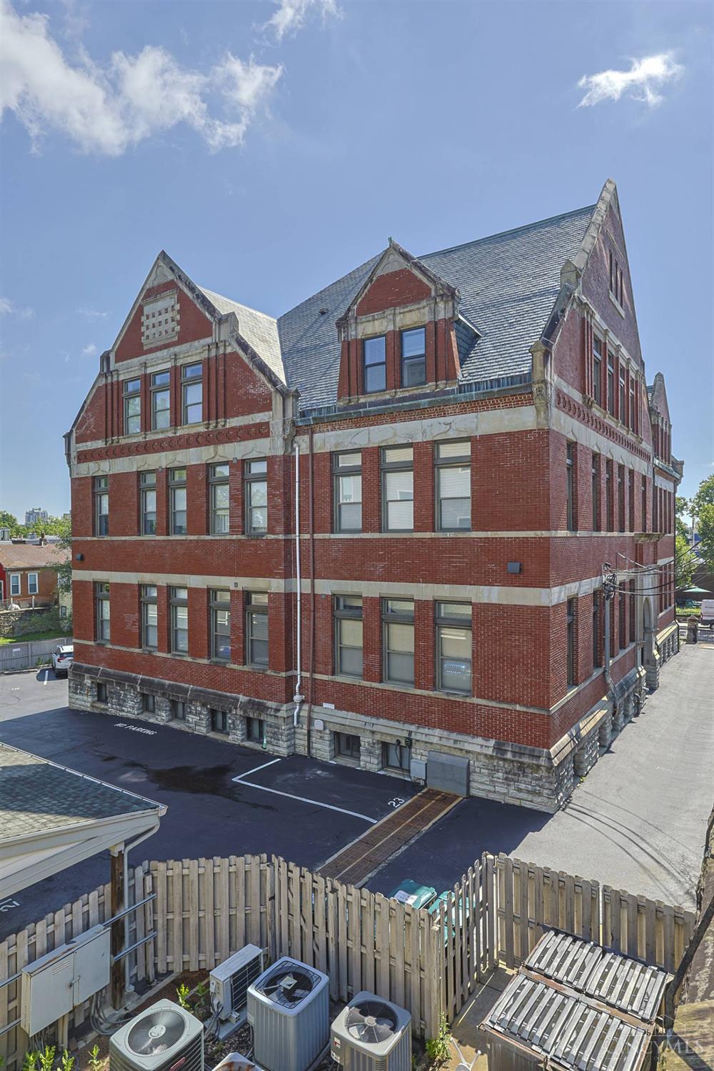 1125 St Gregory Street Unit: 301
