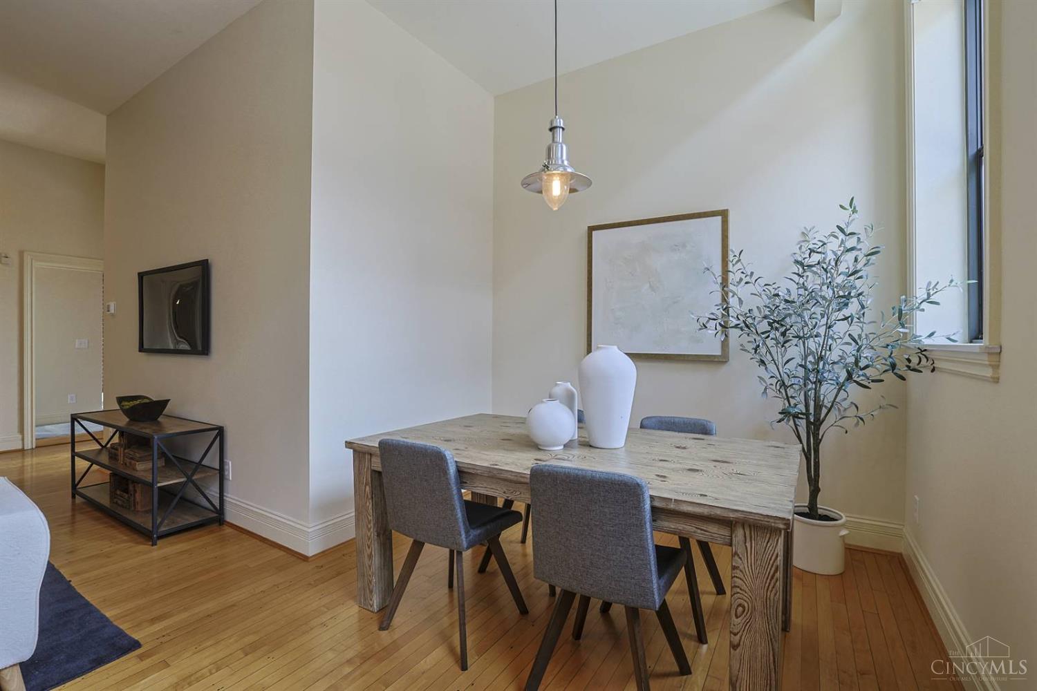 1125 St Gregory Street Unit: 301