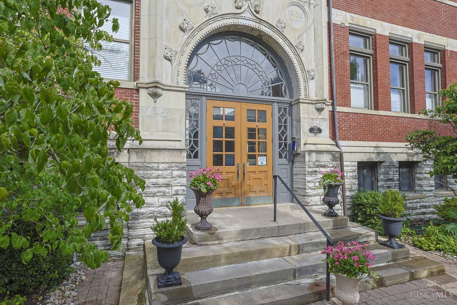 1125 St Gregory Street Unit: 301