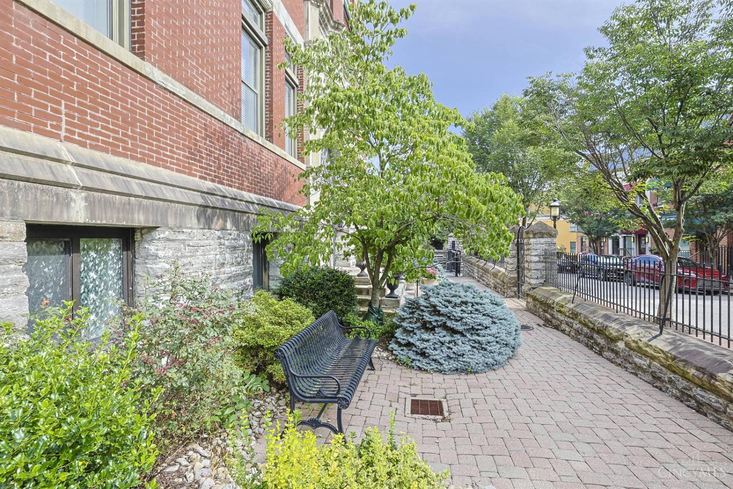 1125 St Gregory Street Unit: 301