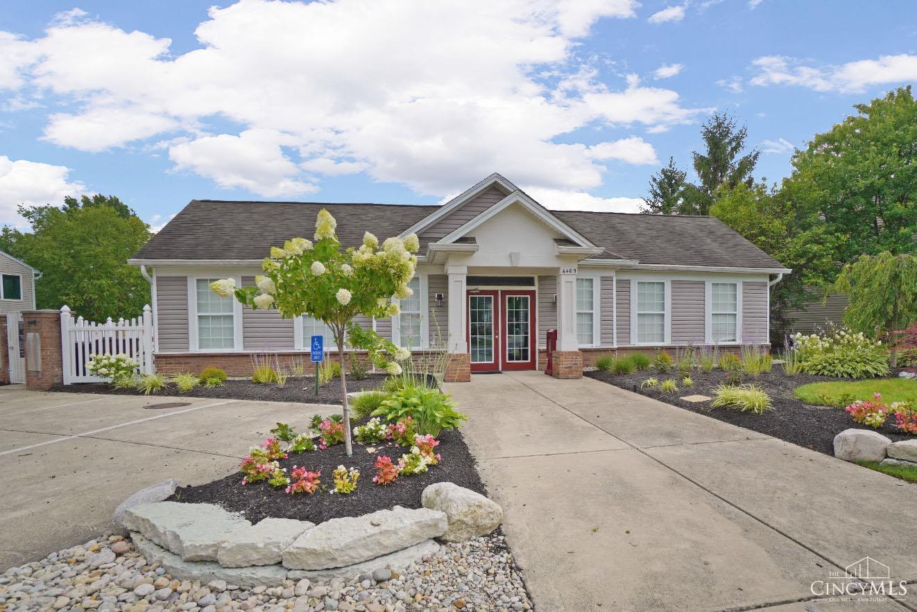 6445 Eagleview Drive