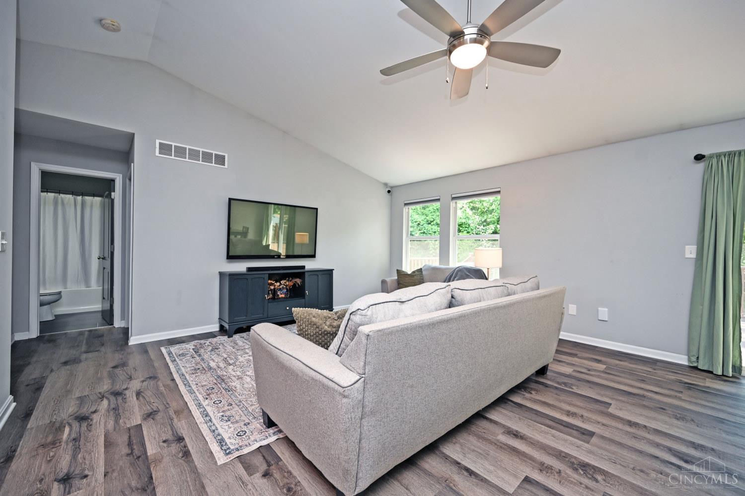 4457 Walnut Street