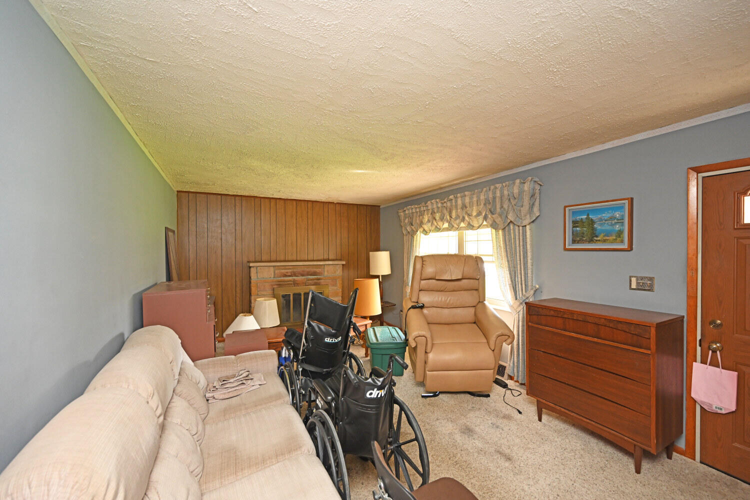 910 Kenridge Drive