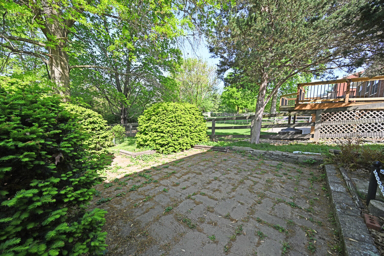910 Kenridge Drive