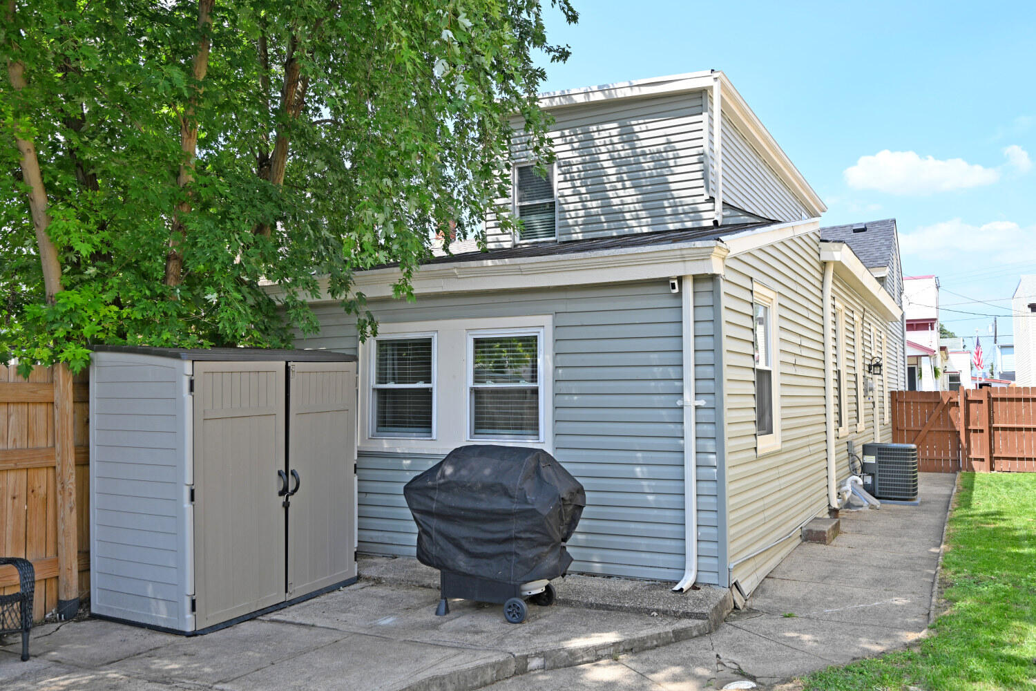 312 Thornton Street