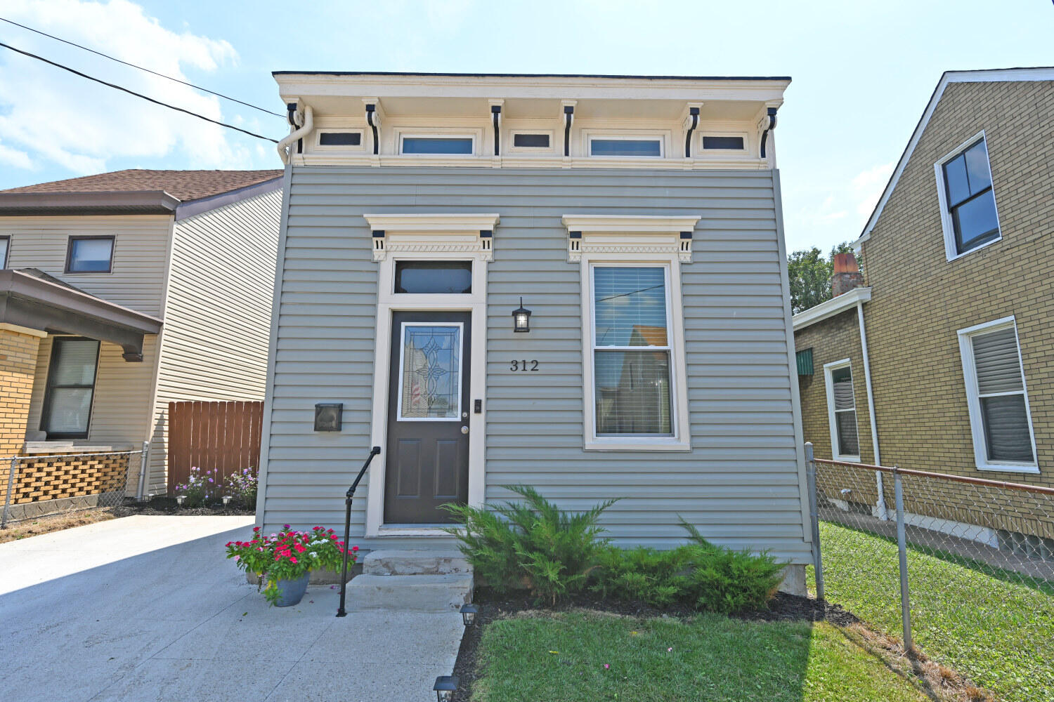 312 Thornton Street