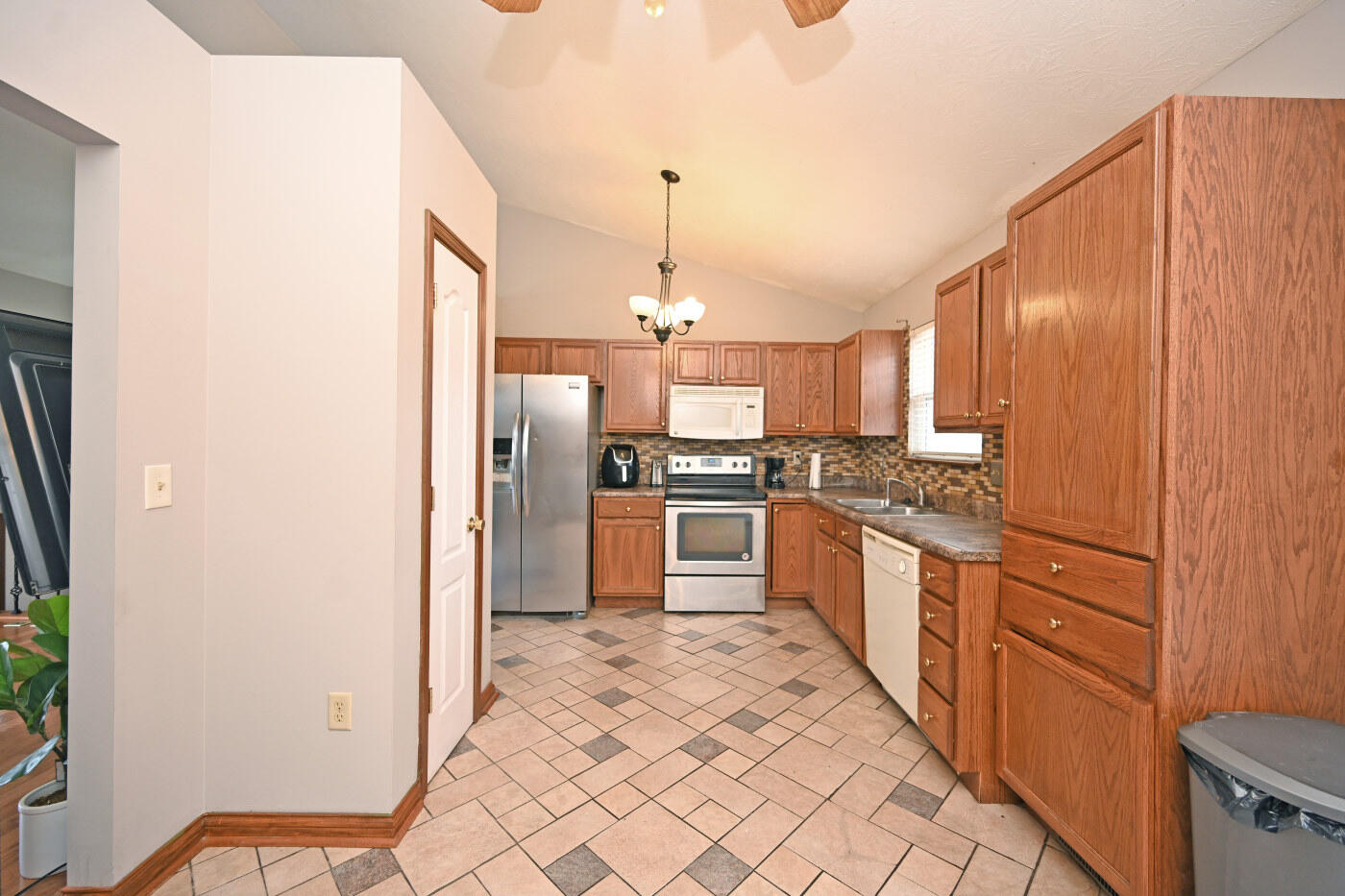 4769 Buttonwood Drive