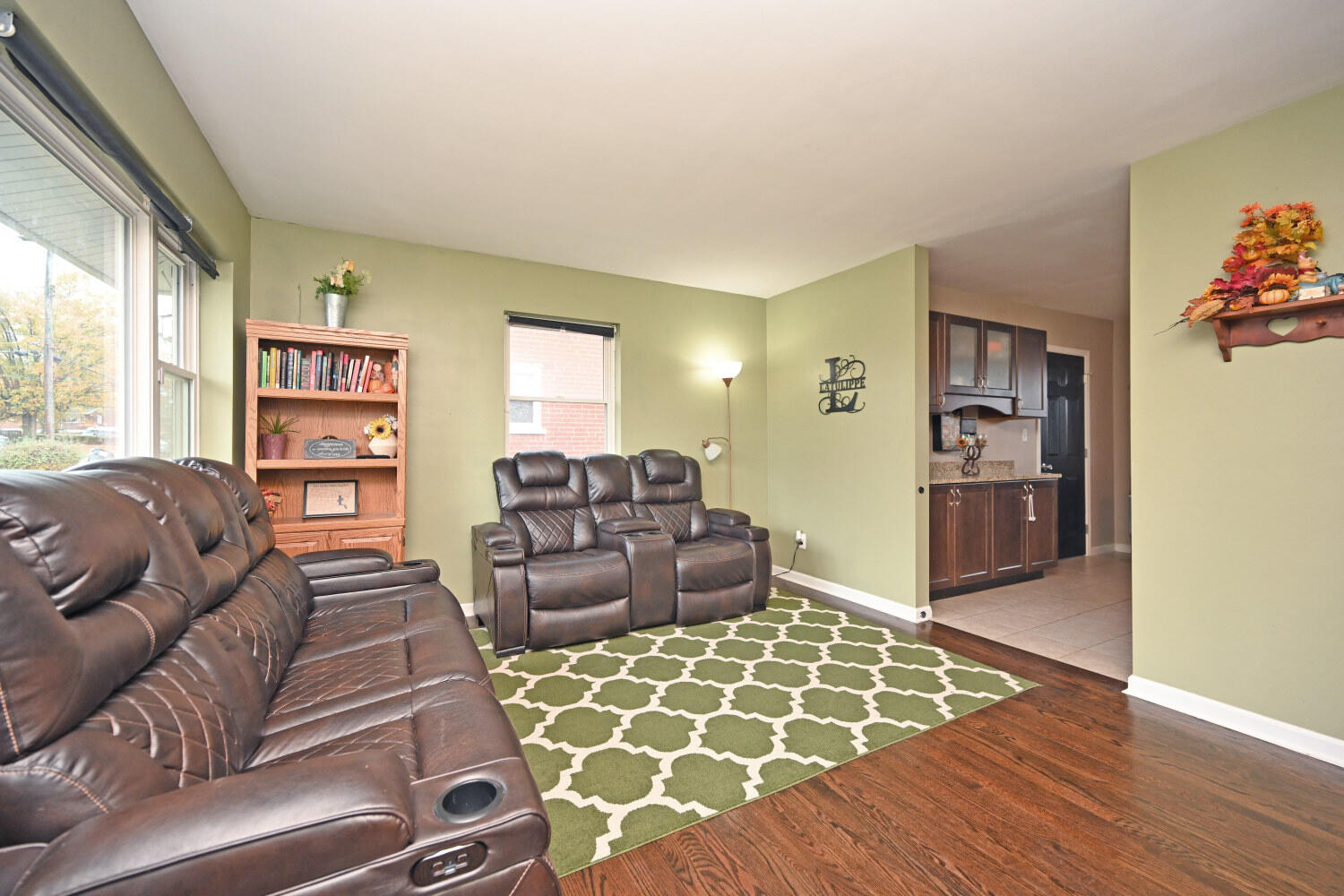 3424 Maple Tree Lane