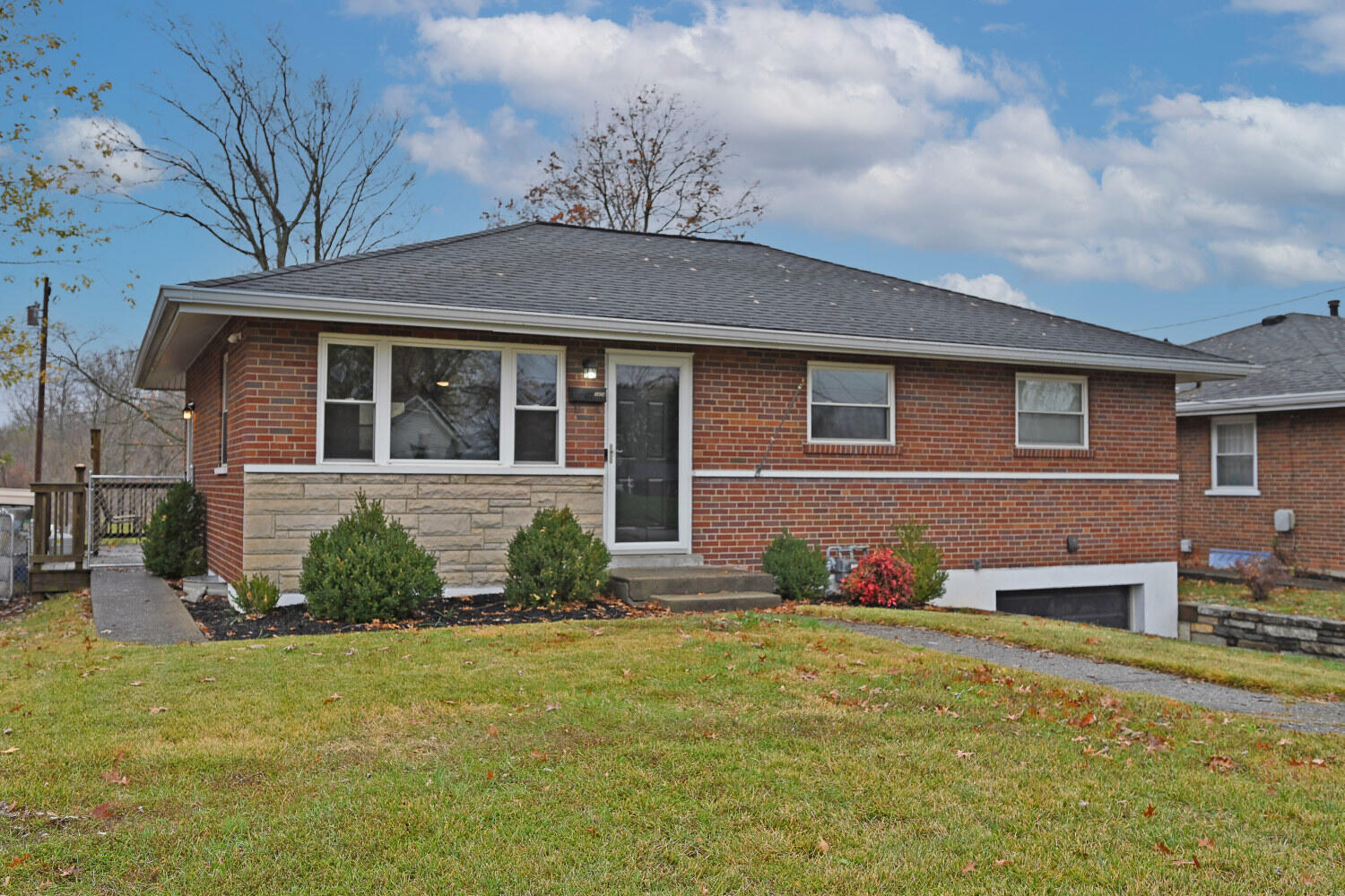 3424 Maple Tree Lane