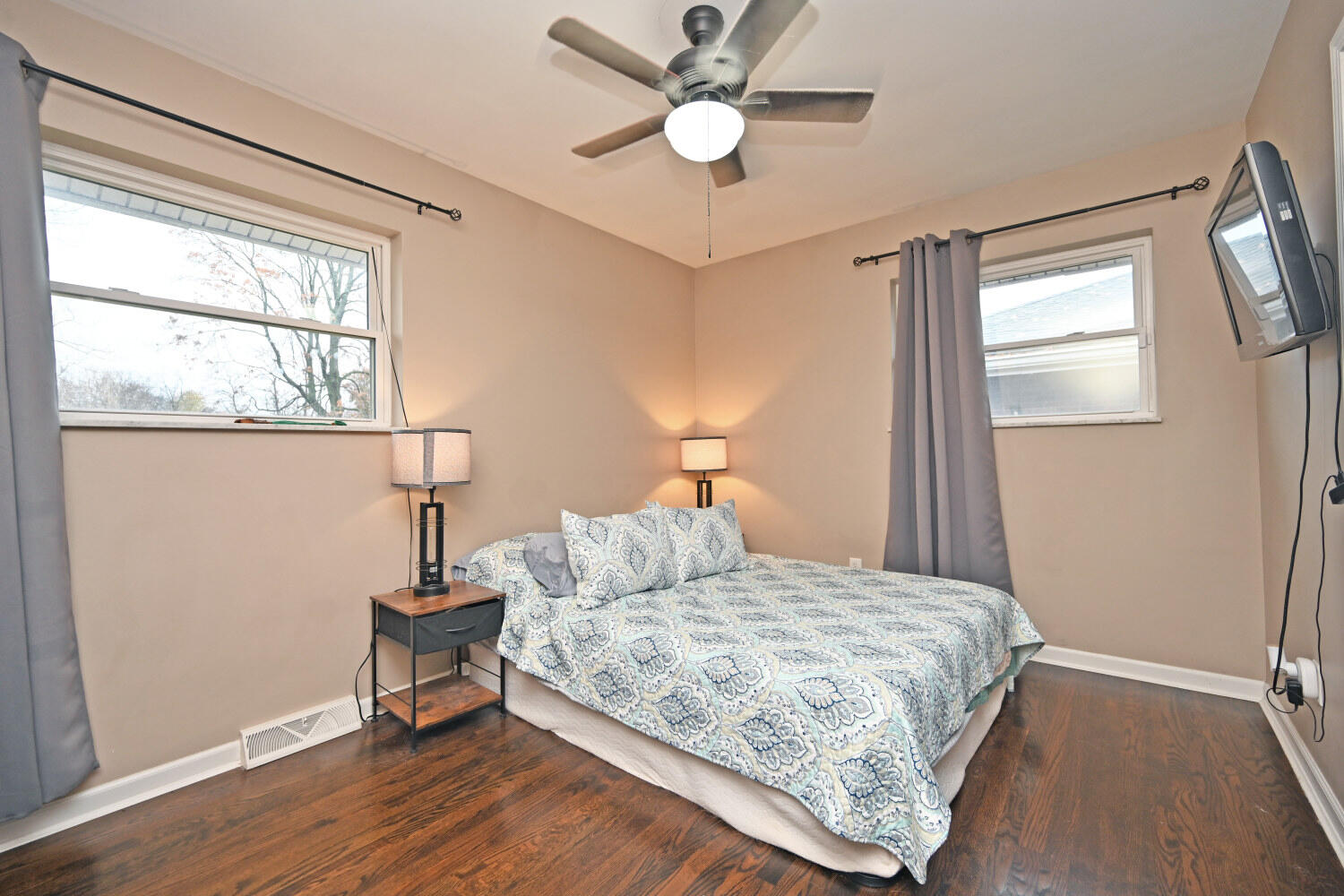 3424 Maple Tree Lane