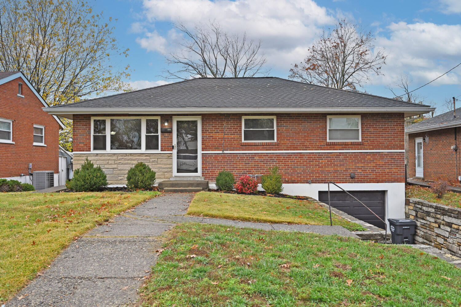 3424 Maple Tree Lane