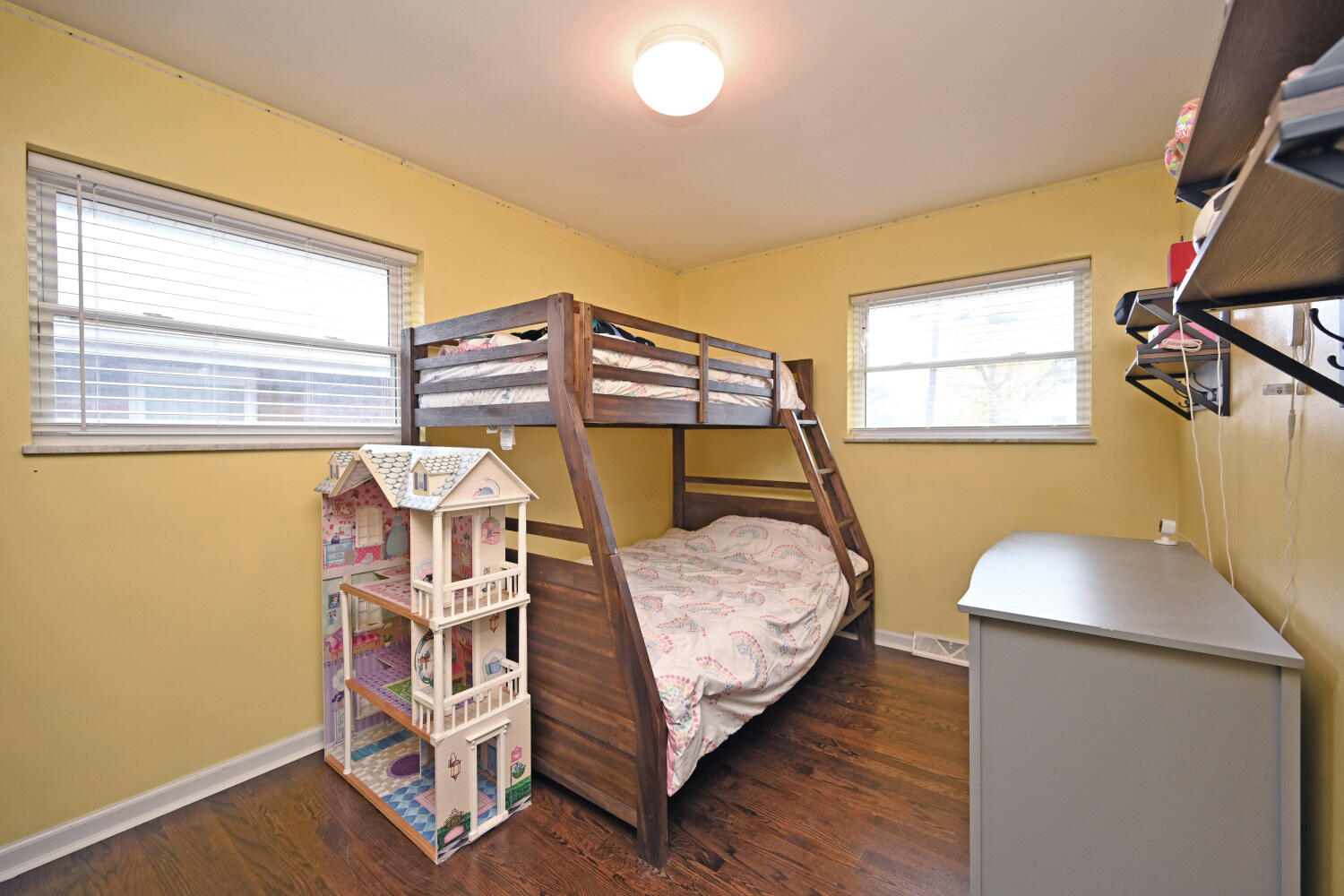 3424 Maple Tree Lane