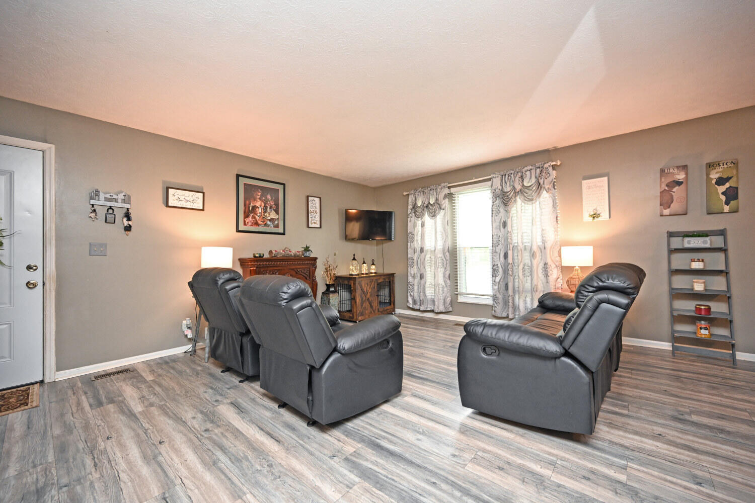 4114 Lori Drive