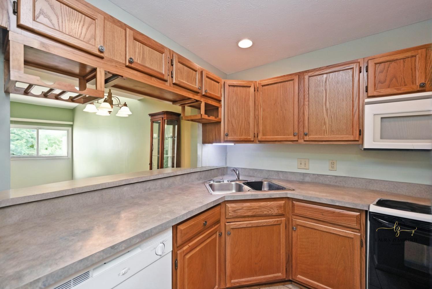 5284 Country Club Lane