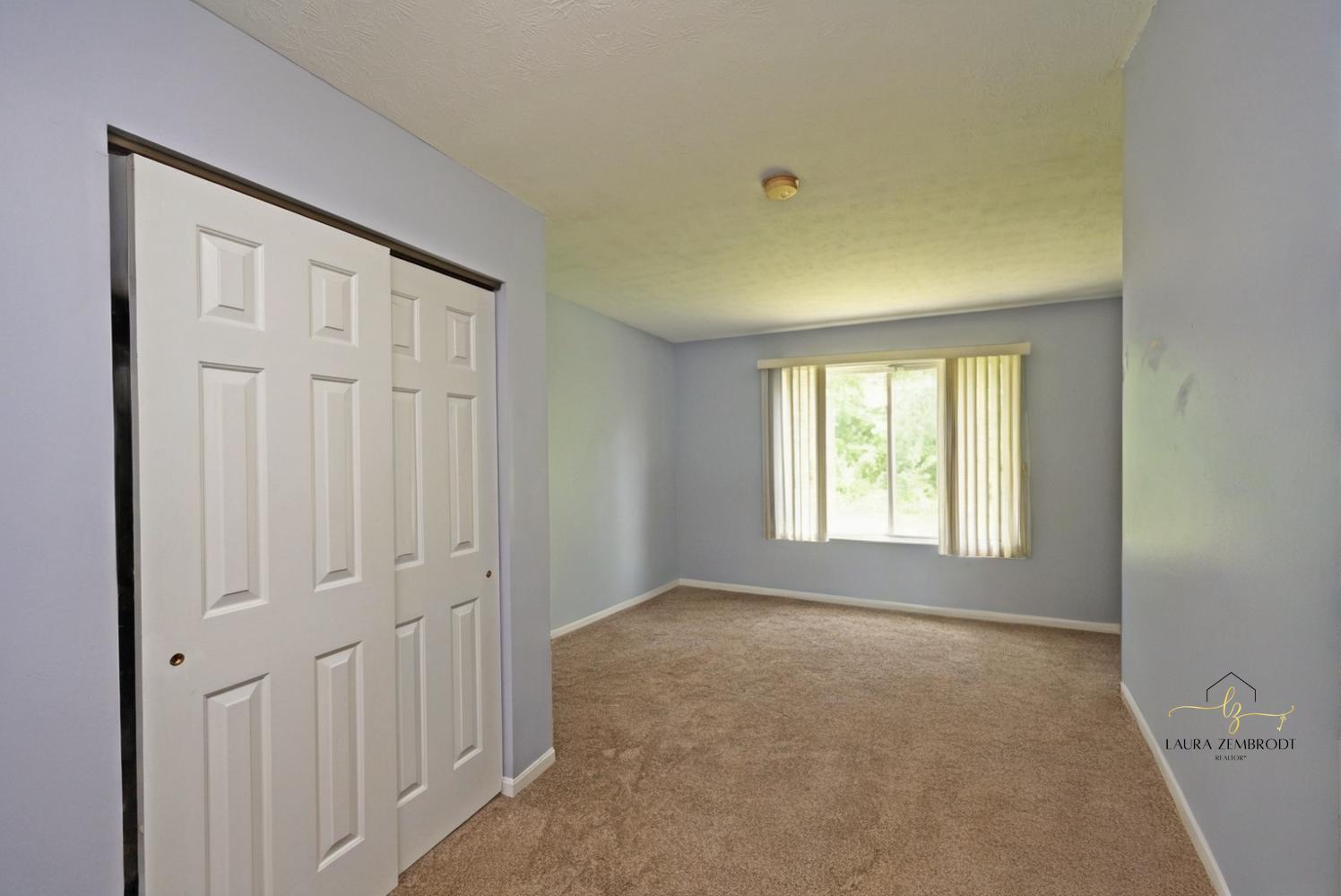 5284 Country Club Lane