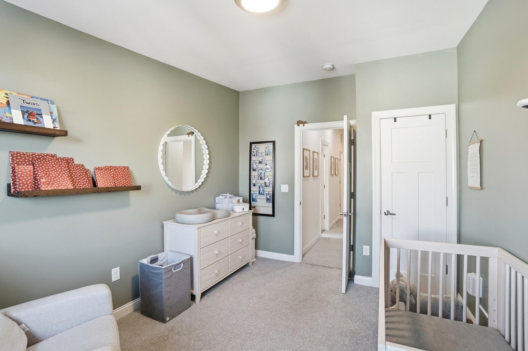 310-312 W 7th Street