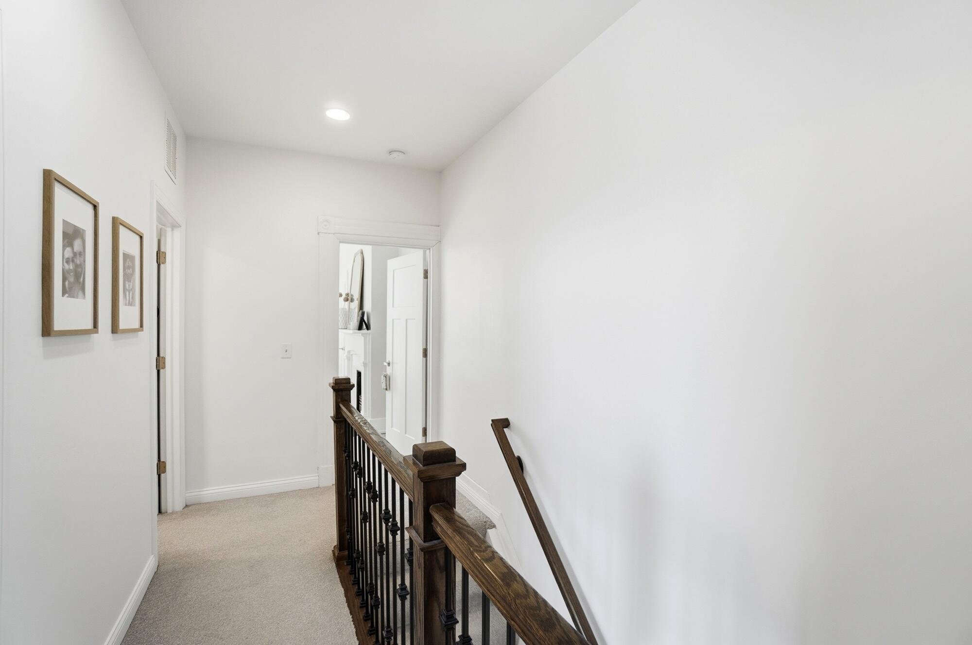 310-312 W 7th Street