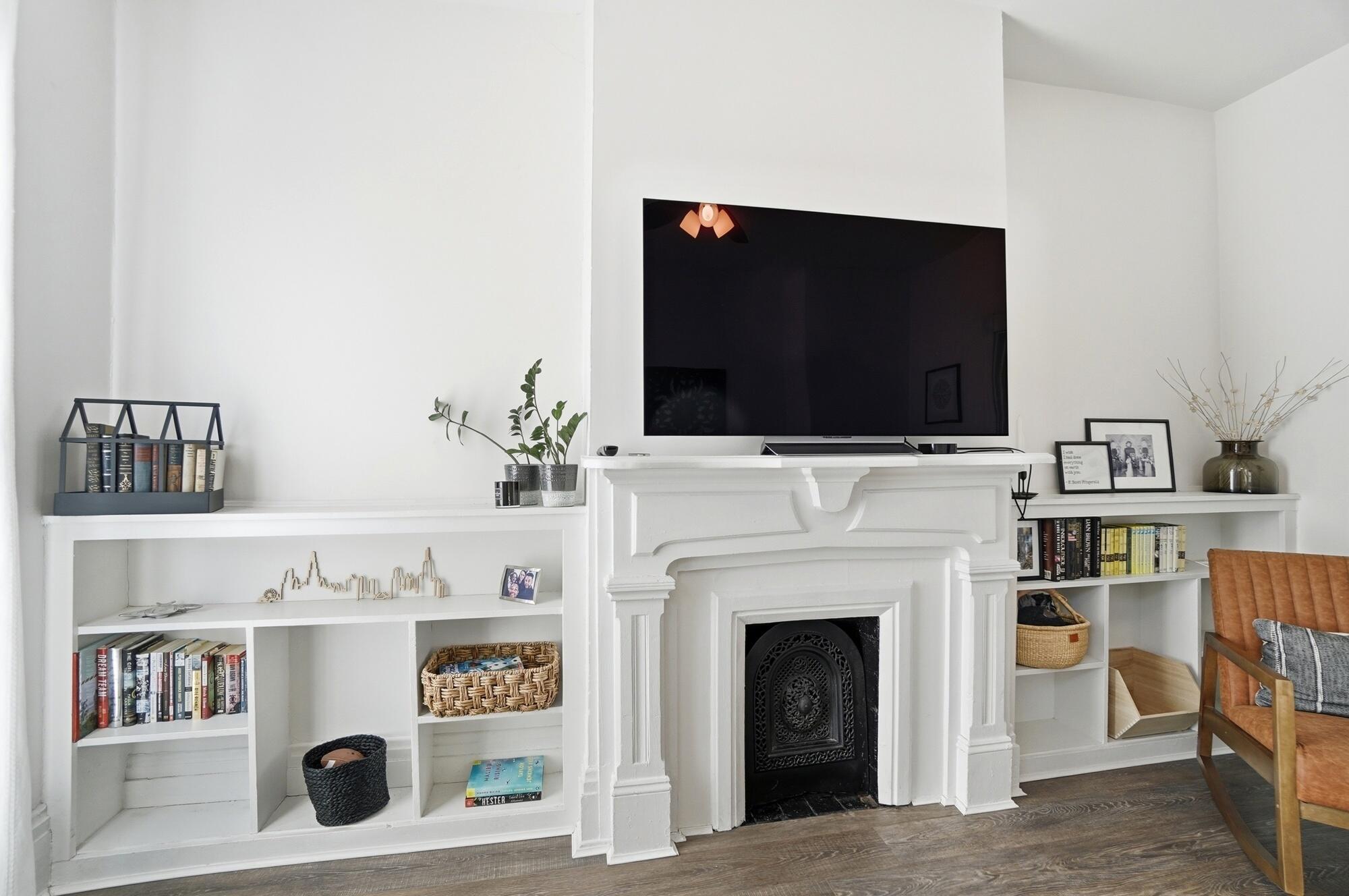 310-312 W 7th Street