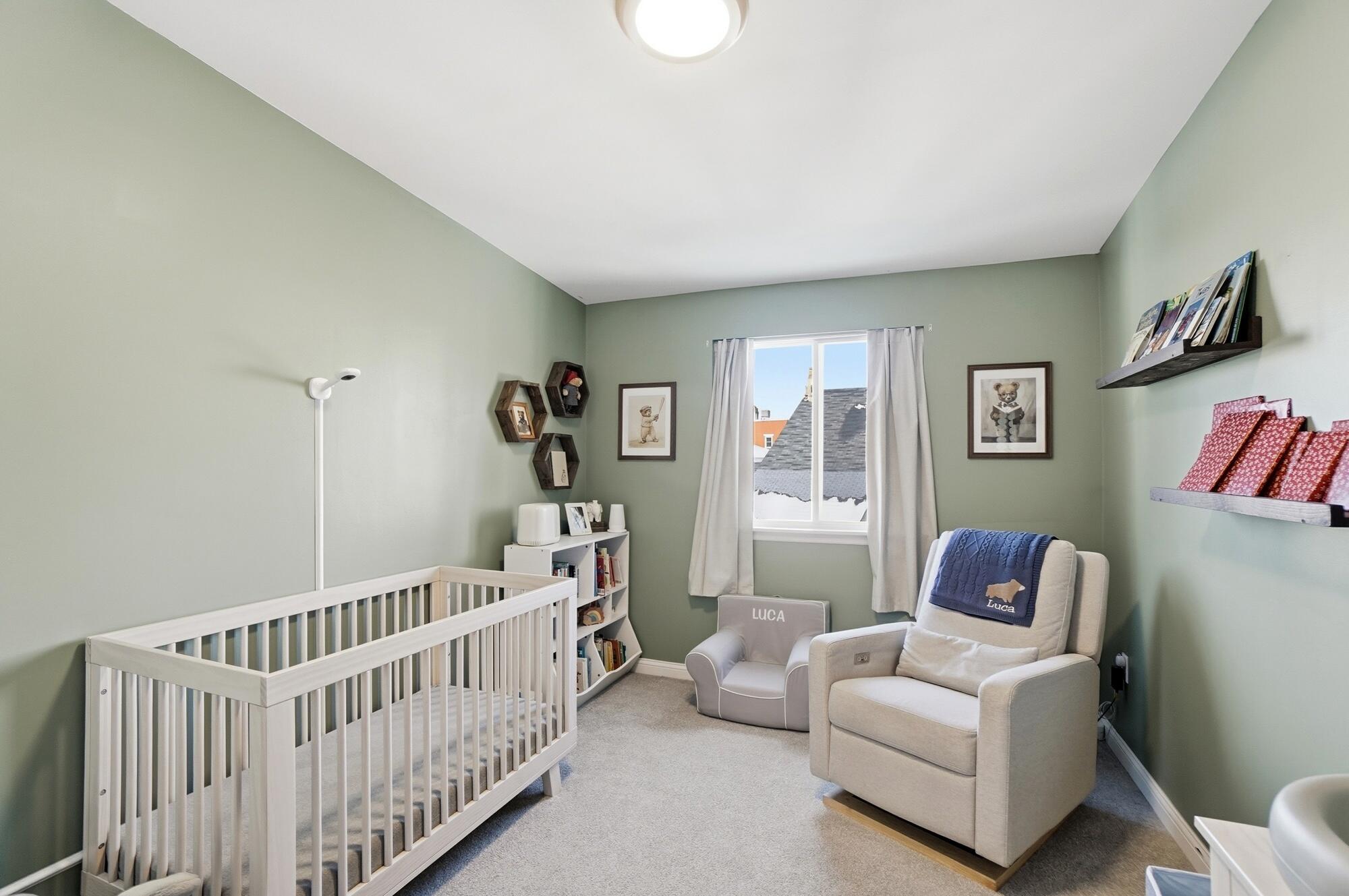 310-312 W 7th Street