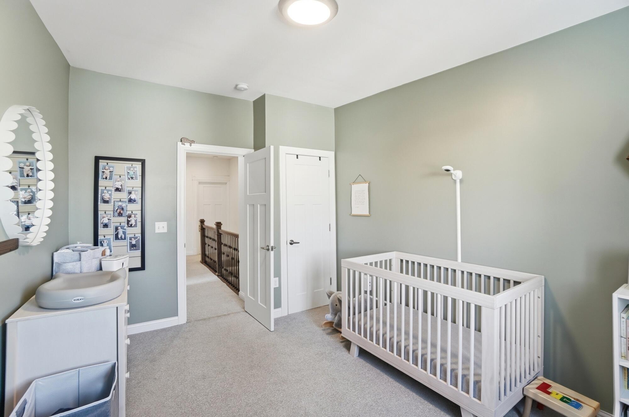 310-312 W 7th Street