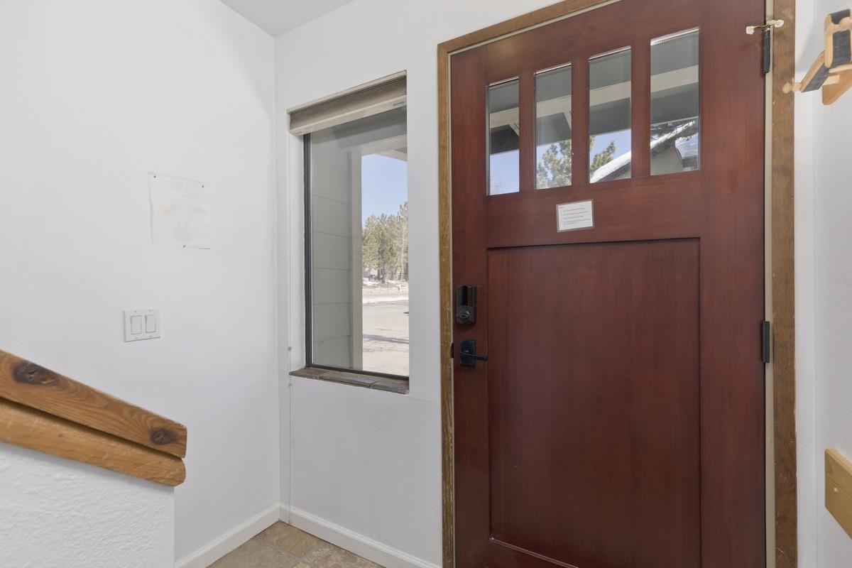 2059 Meridian Boulevard Unit: Mammoth Sierra Townhomes