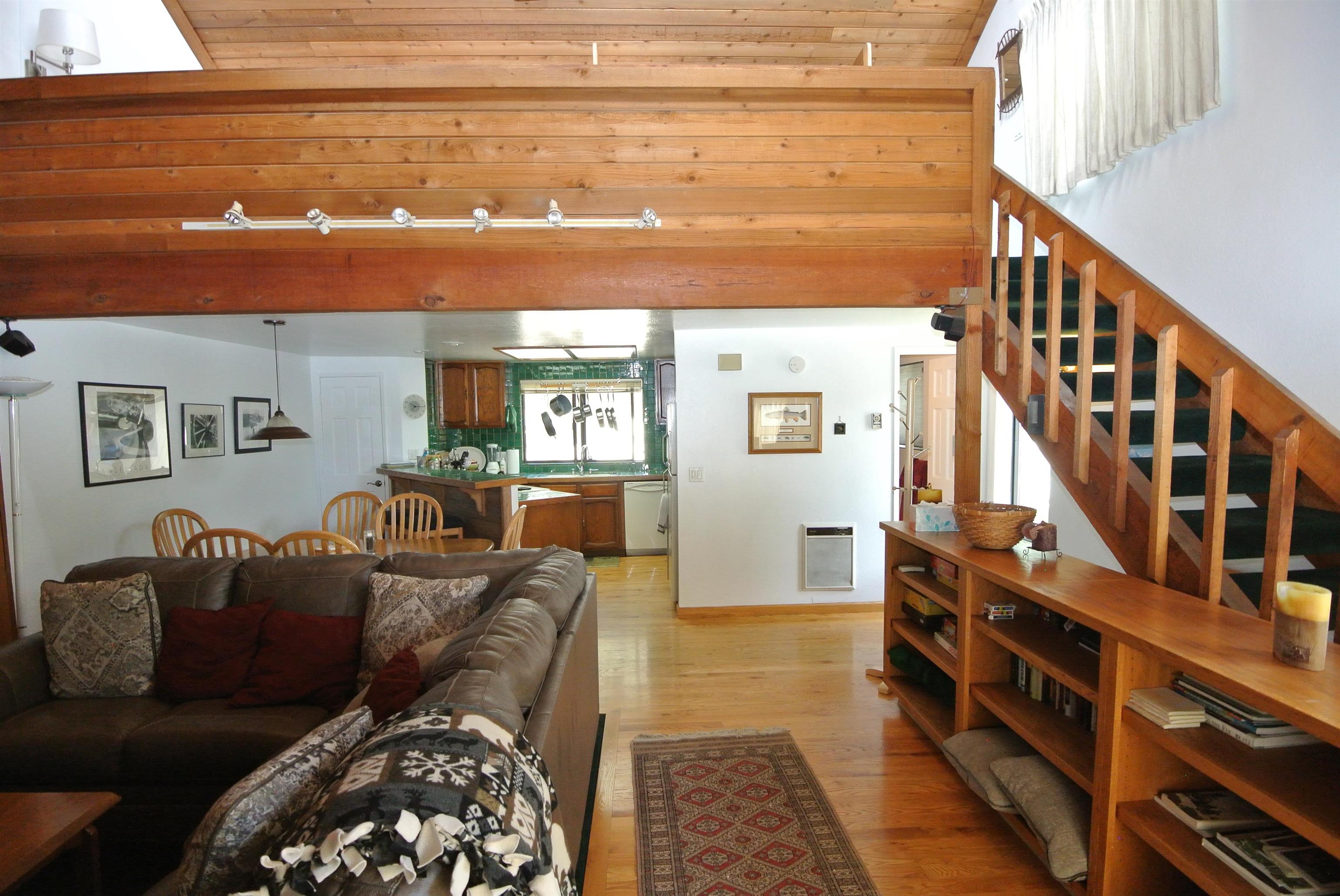 2059 Meridian Boulevard Unit: Mammoth Sierra Townhomes