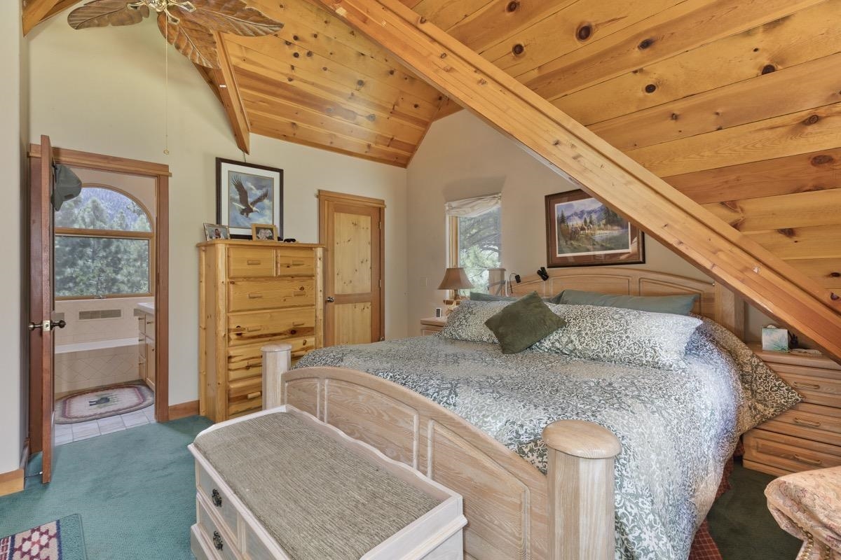 11650 Twin Lakes Road