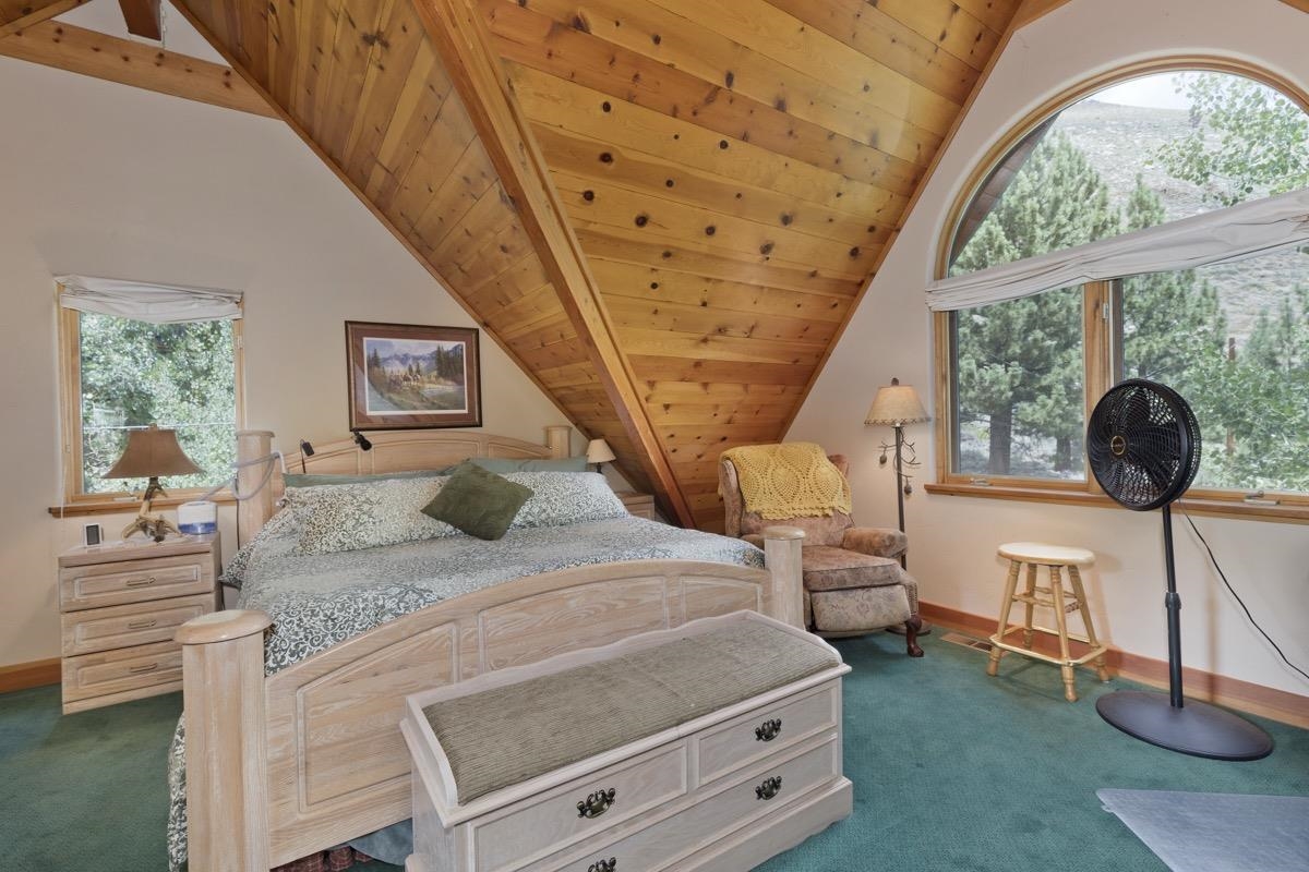 11650 Twin Lakes Road