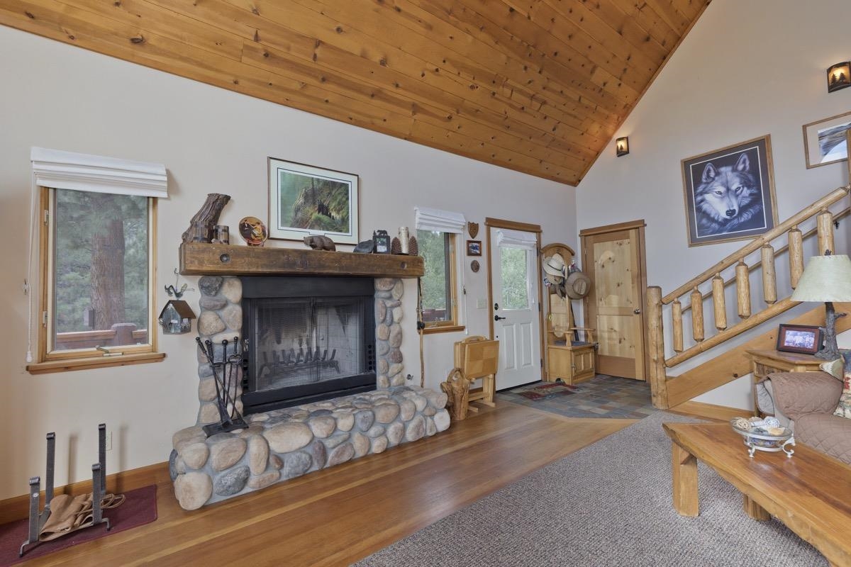 11650 Twin Lakes Road