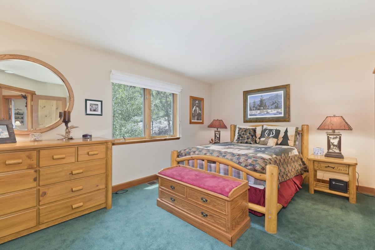 11650 Twin Lakes Road