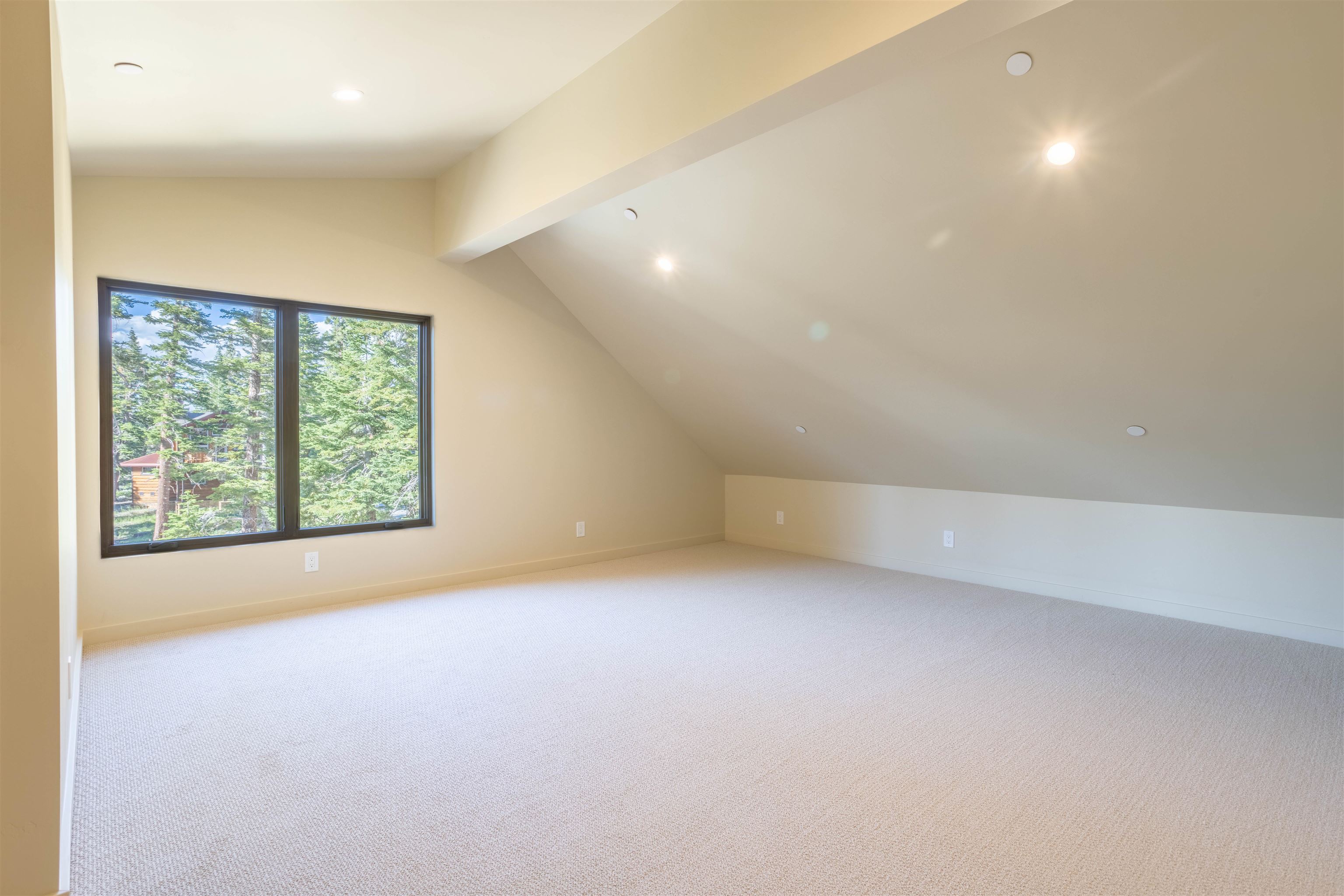 180 La Verne