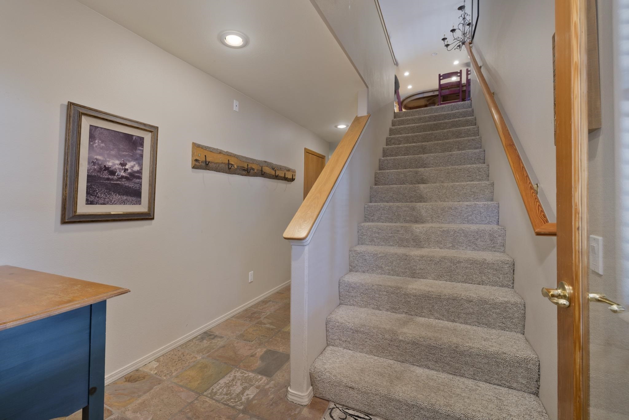 1284 Majestic Pines