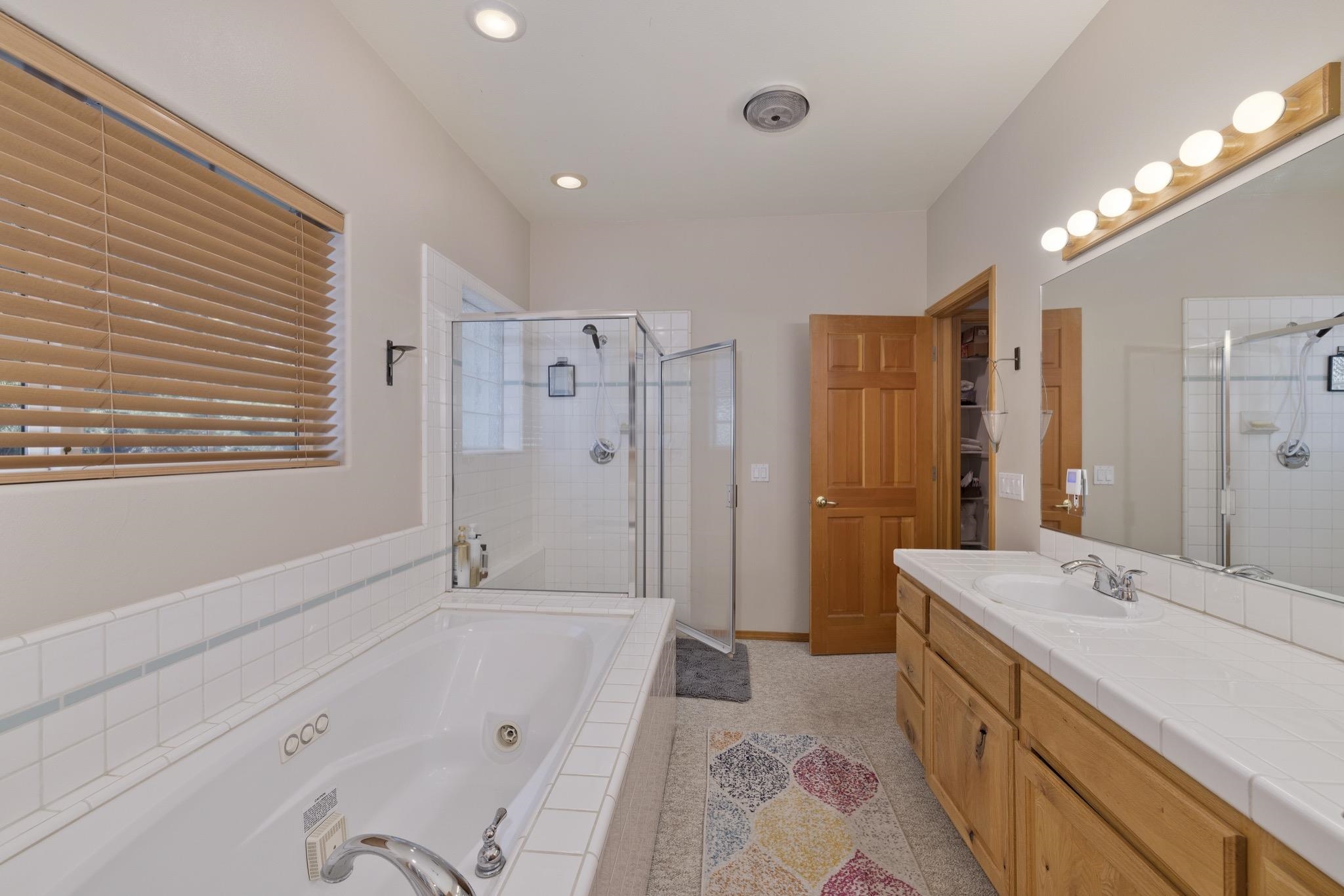 1284 Majestic Pines