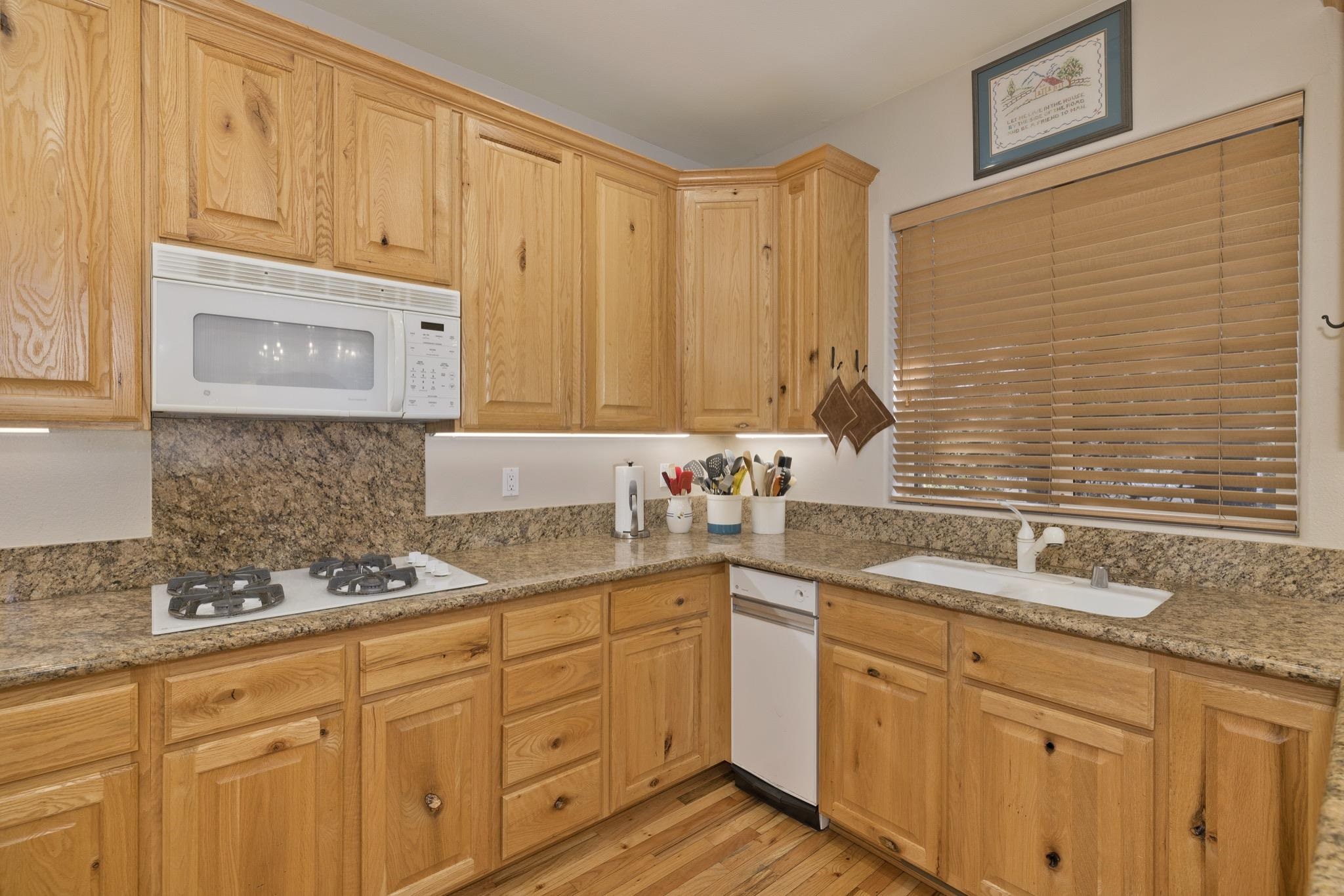 1284 Majestic Pines