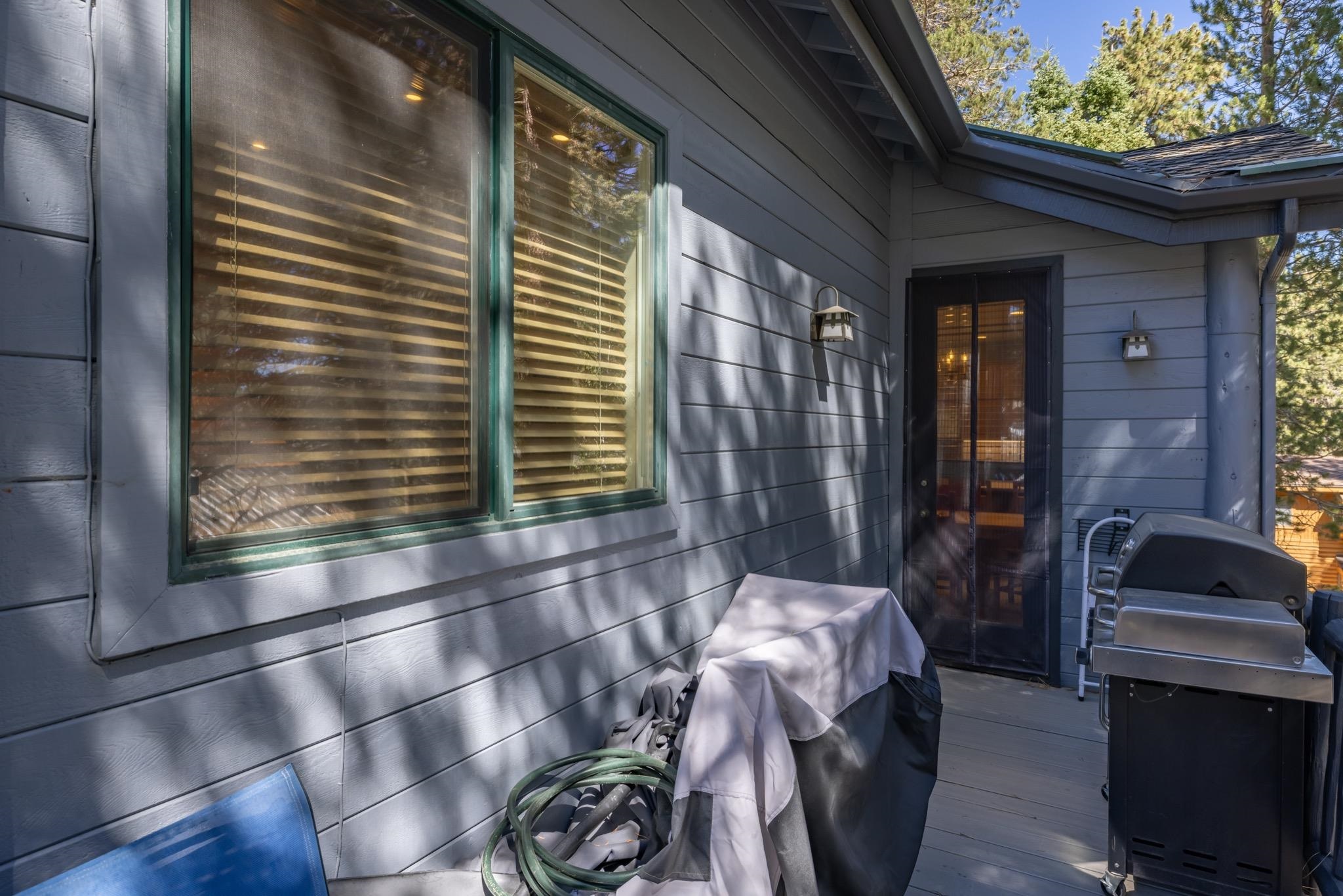 1284 Majestic Pines