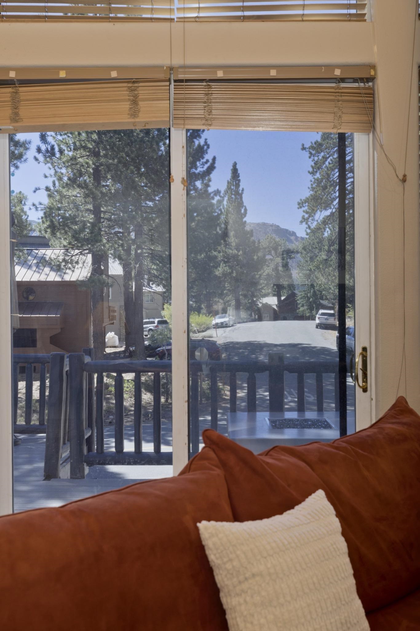 1284 Majestic Pines