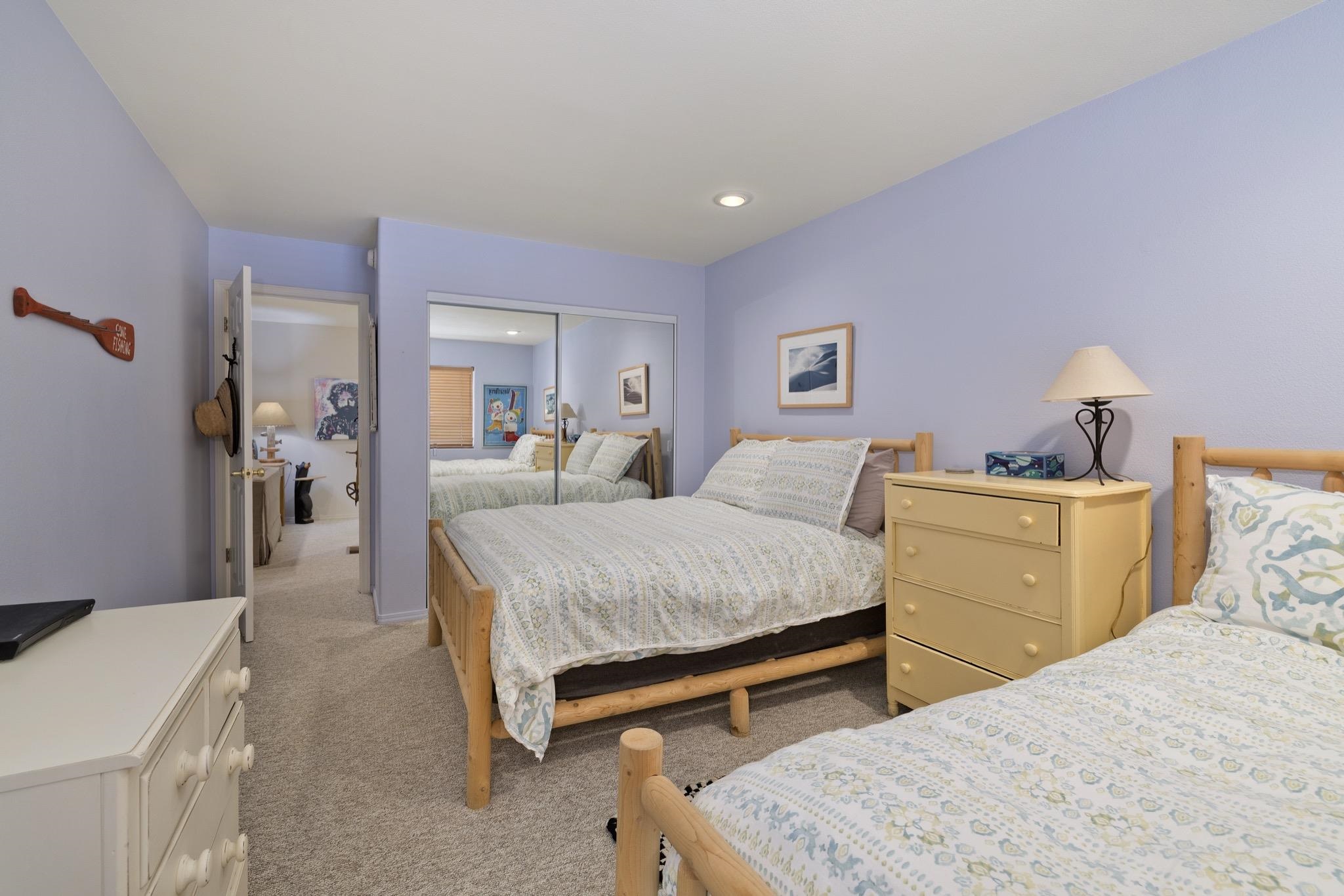 1284 Majestic Pines