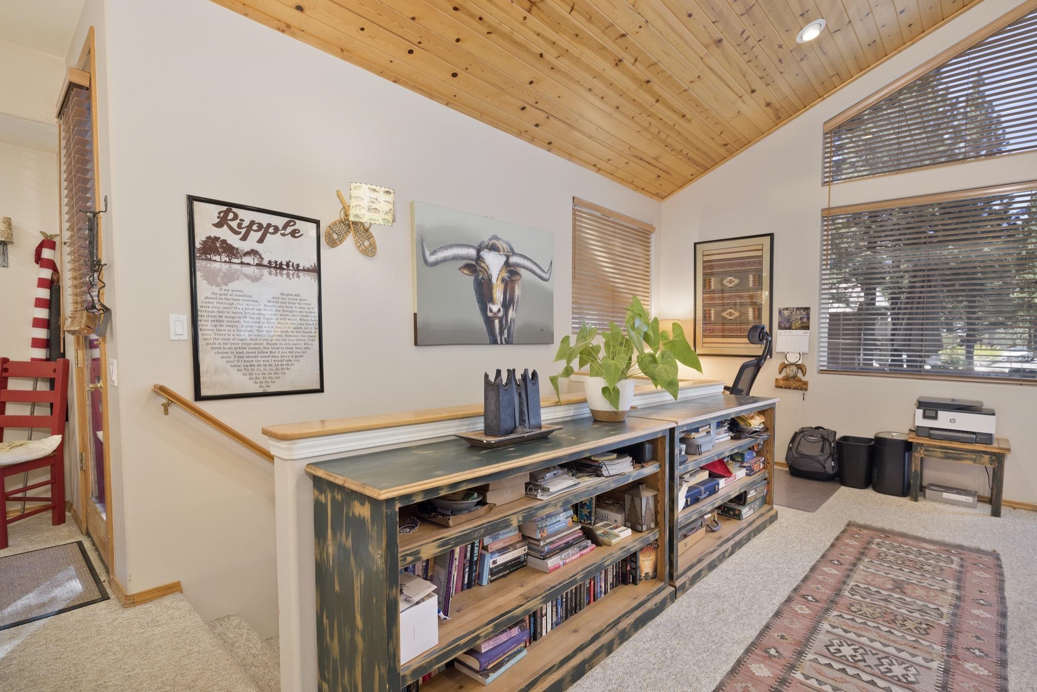 1284 Majestic Pines