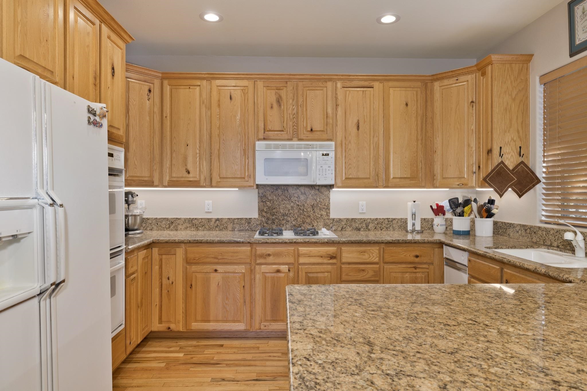 1284 Majestic Pines